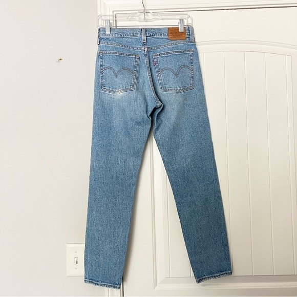 Levi’s Wedgie Icon Fit Ankle Jeans These Dreams Medium Wash - Picture 7 of 11
